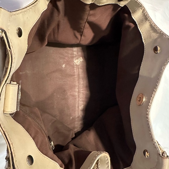 Authentic Gucci Monogram Medium Sukey Tote bag in cream - Picture 9 of 15